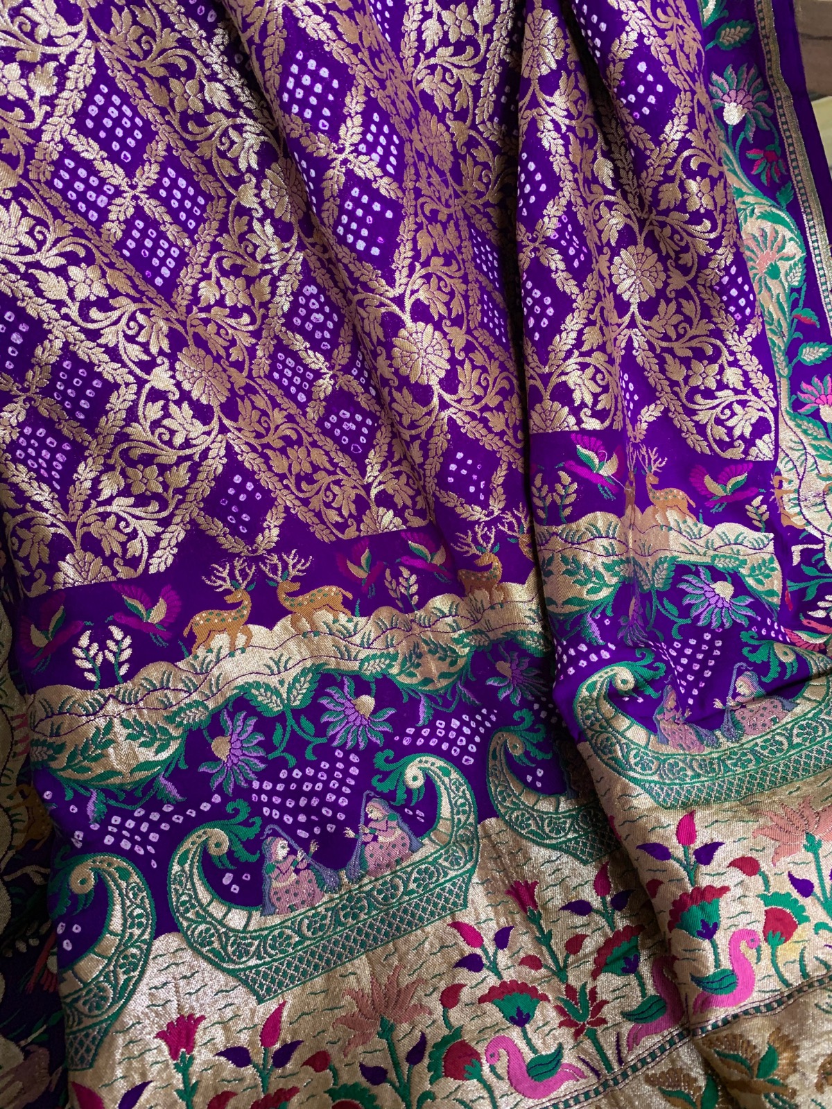 Banarsi Bandhej Dupatta Shikargah